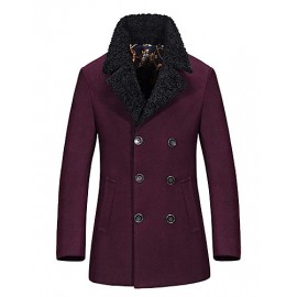In autumn and winter. Young men in the thickened fur collar coat from long coat slim business woolen coat